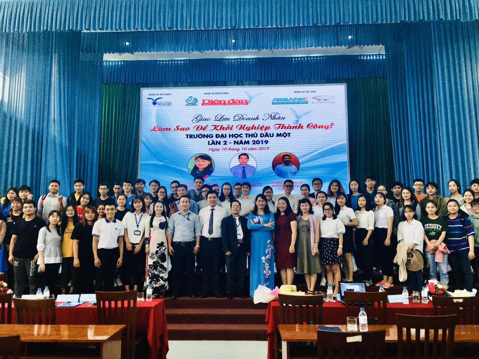 GIAO LƯU KHỞI NGHIỆP TẠI ĐẠI HỌC THỦ DẦU MỘT