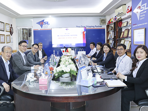 TĂNG CƯỜNG HỢP TÁC CHUỖI CUNG ỨNG LẠNH VÀ MỞ RỘNG ĐẦU TƯ DỊCH VỤ PHÂN PHỐI KHO BÃI